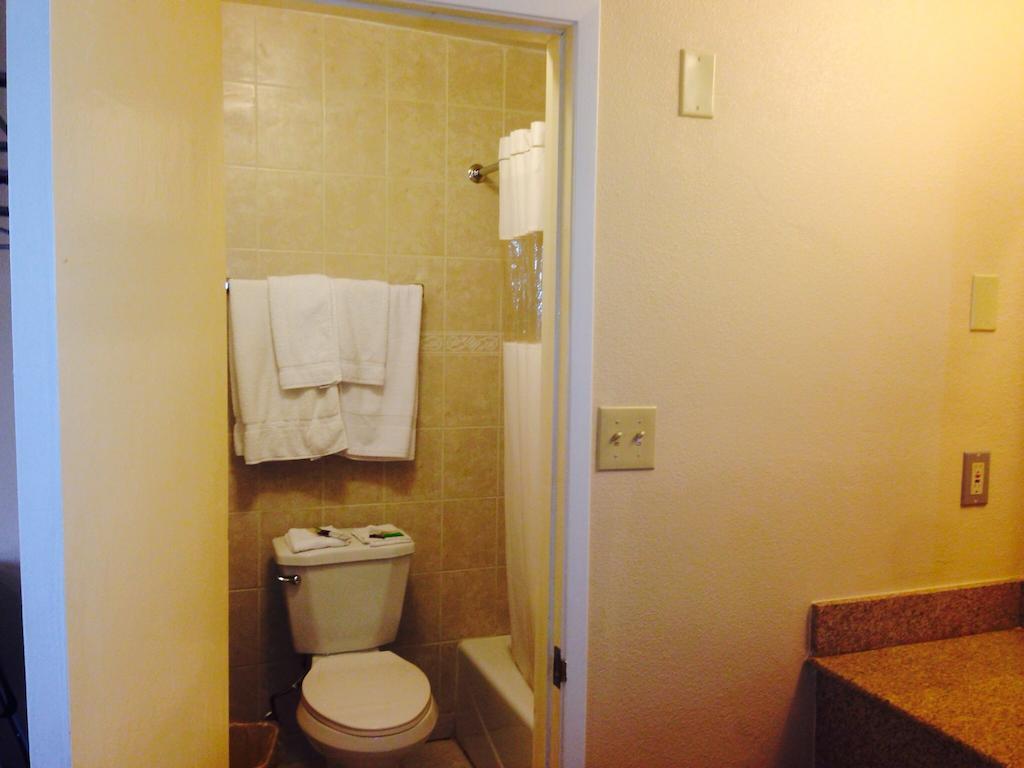 Desert Inn Westmorland Bagian luar foto
