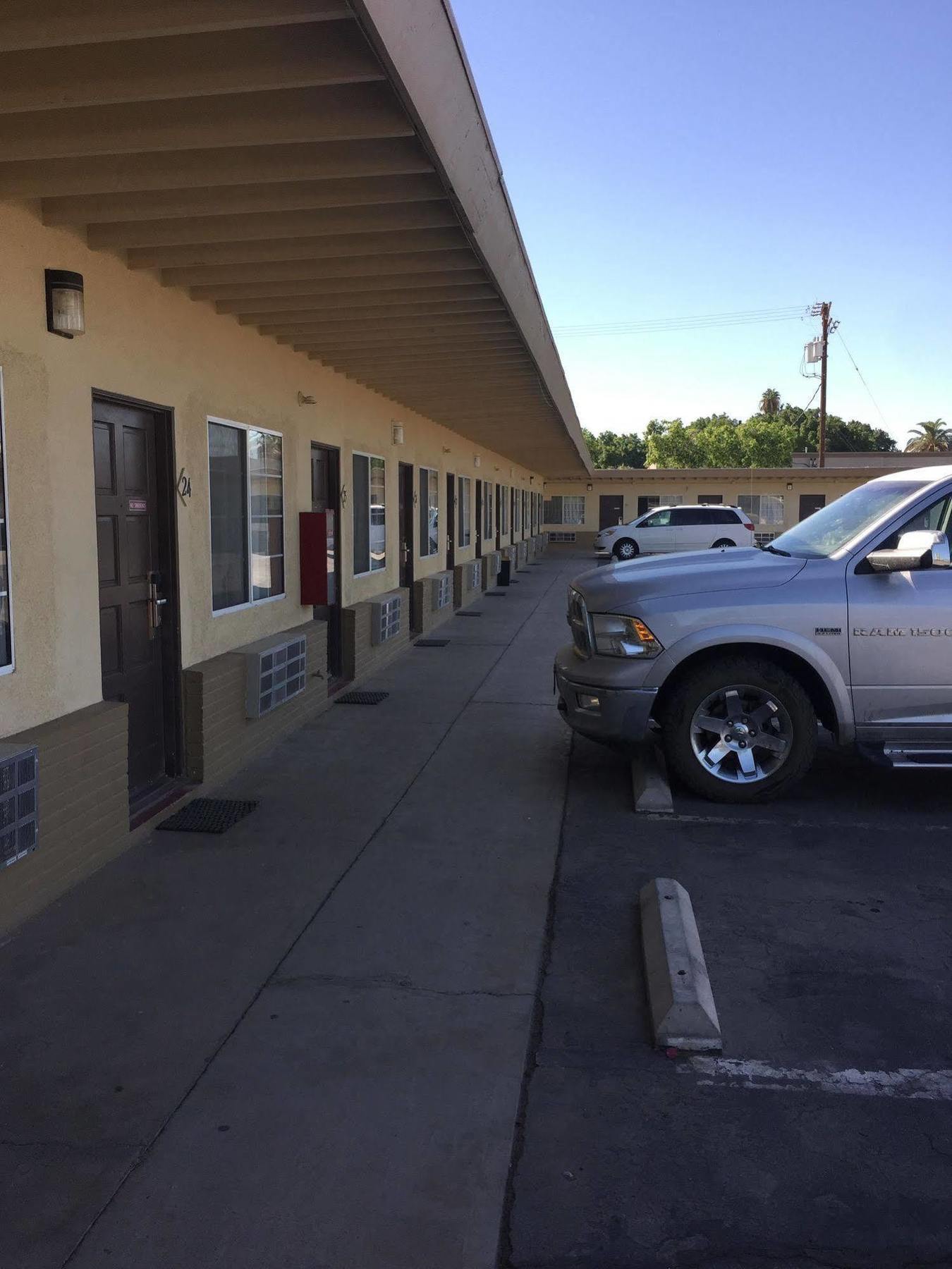 Desert Inn Westmorland Bagian luar foto